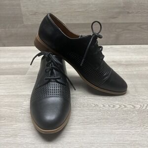 Susina Black Perforated Oxfords Women's 9.5 M Flats Leather Lace Up Excellent